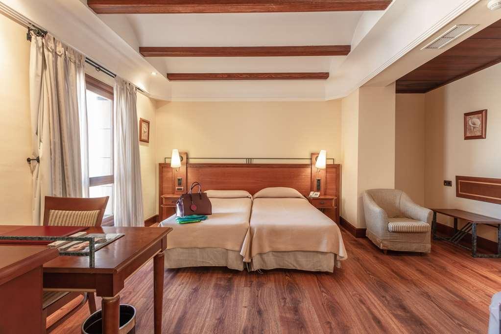 Hotel Abades Guadix Oda fotoğraf